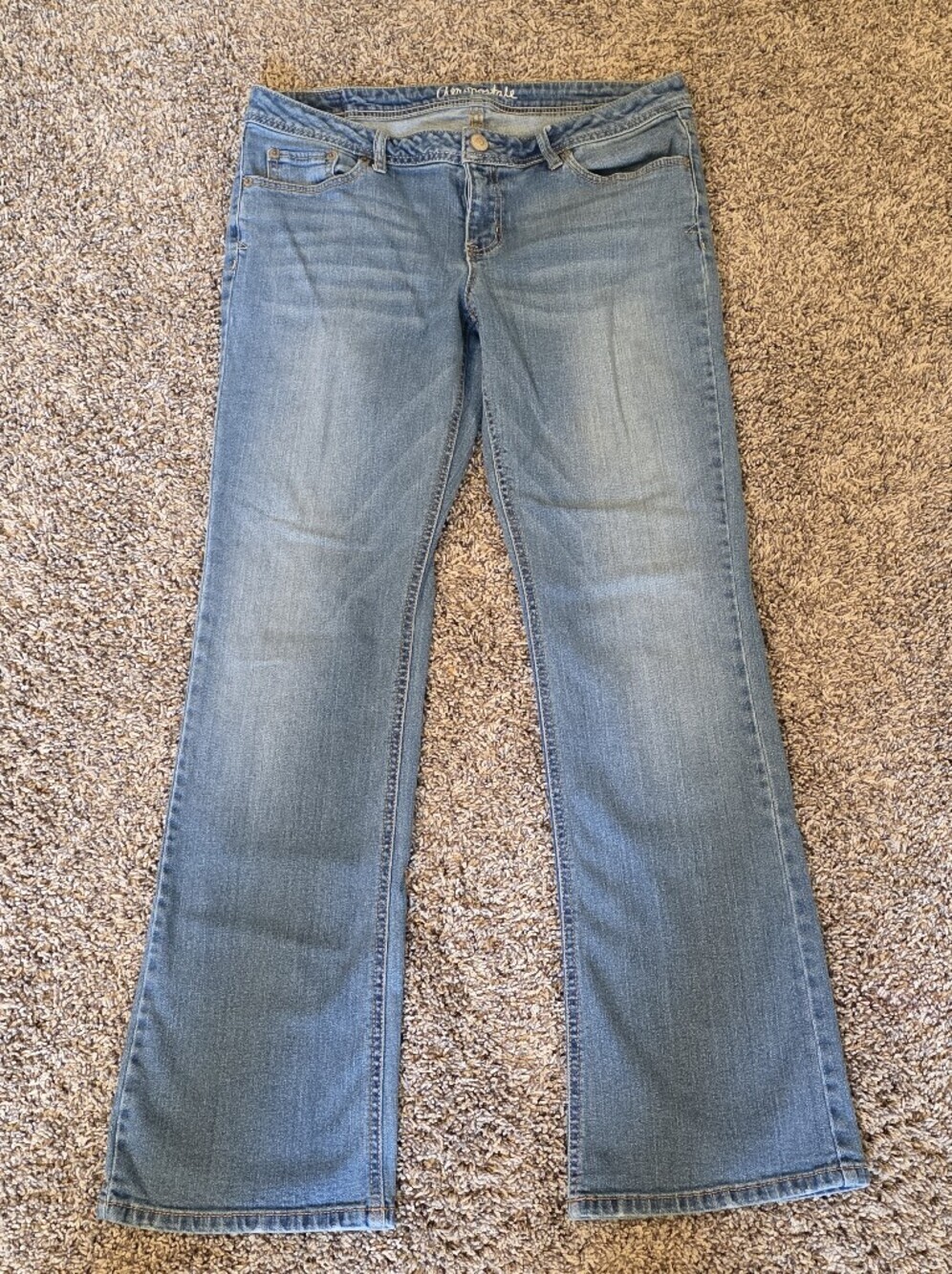 Aeropostale Women's Light Wash Chelsea Boot Cut Jeans Sz 10R - Picture 5 of 5